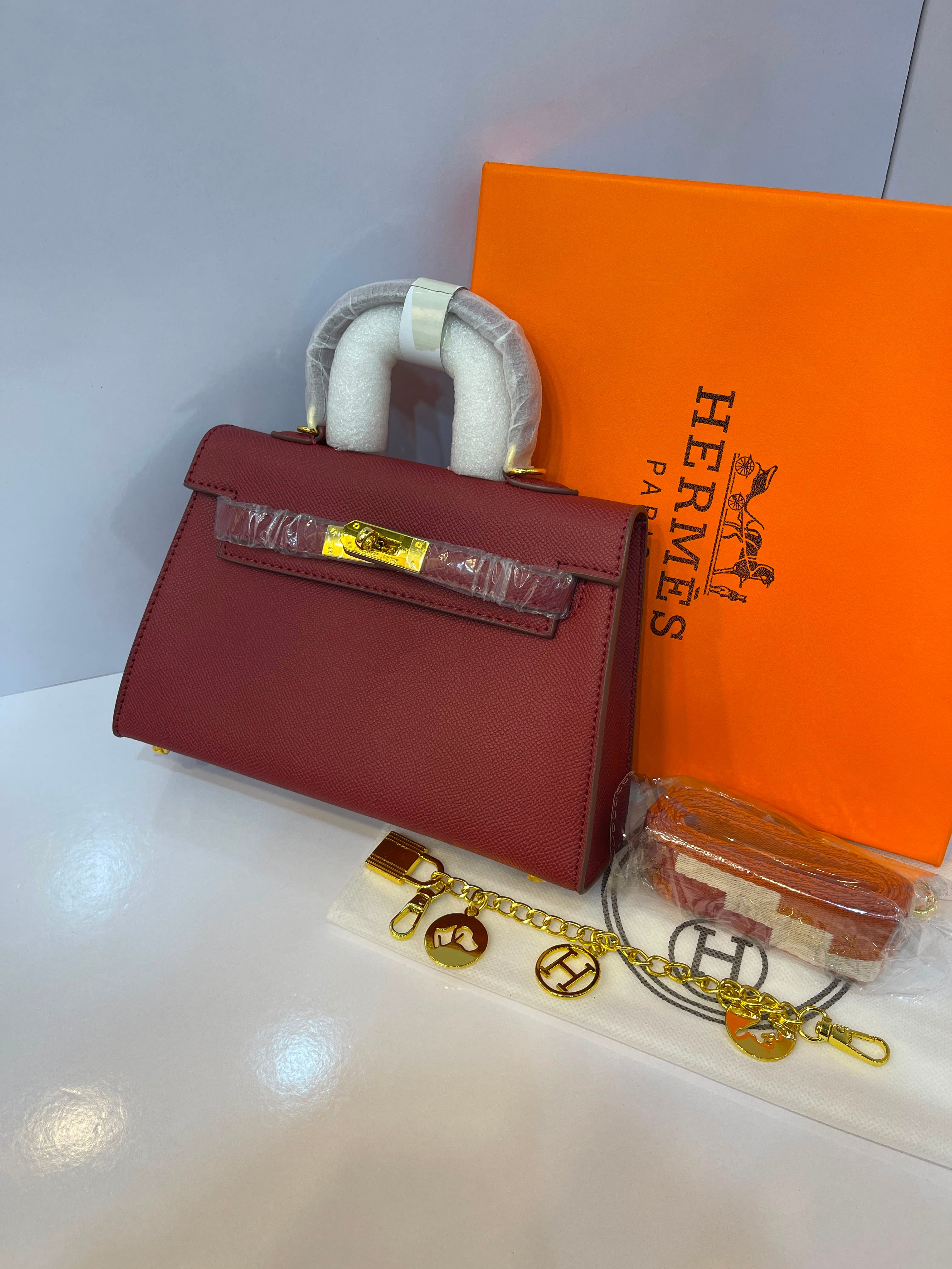 Premium Hermès Kelly-Style Mini Handbag with Gold Hardware & Scarf Accessories