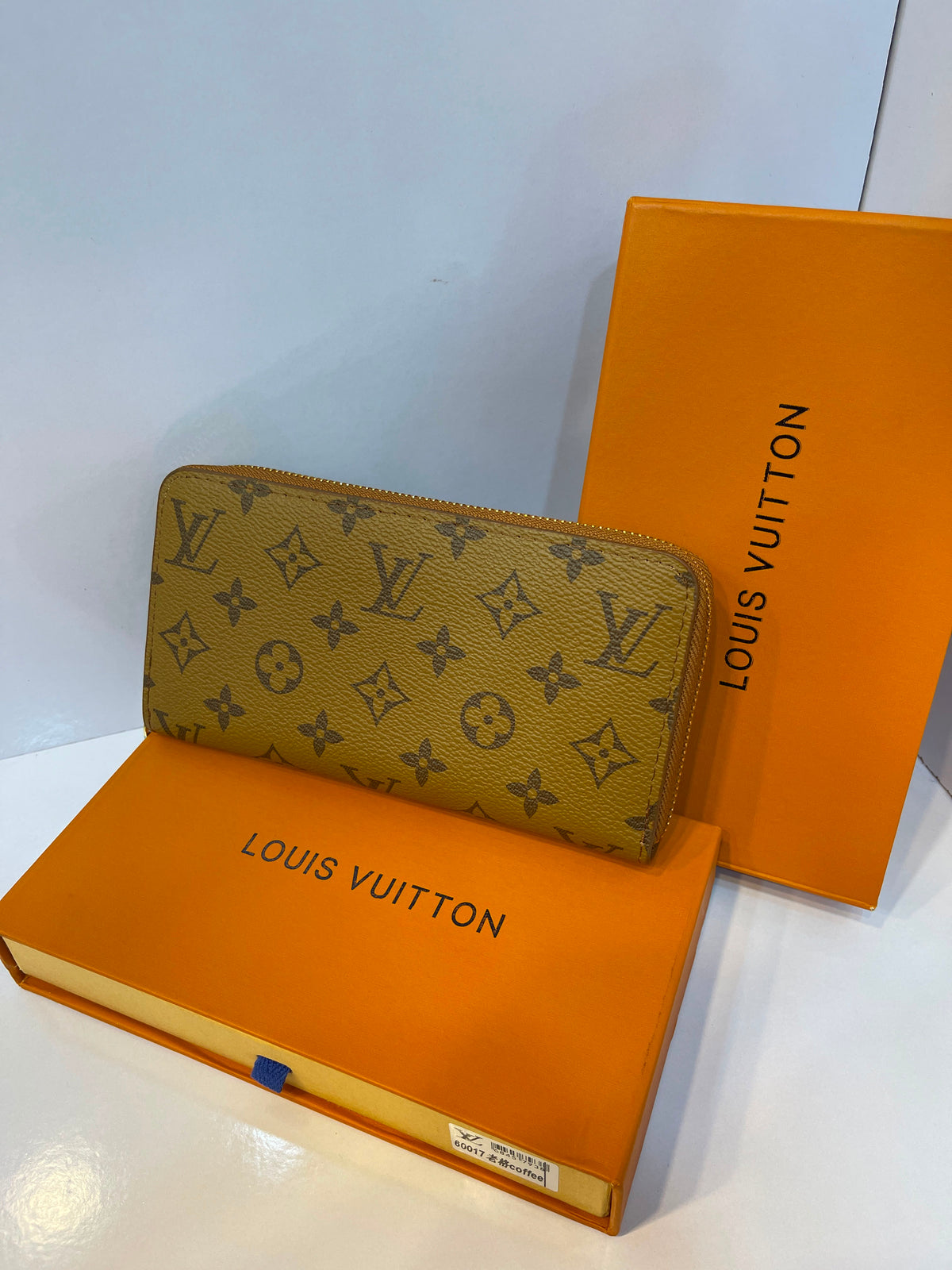 Louis Vuitton Zippy Wallet