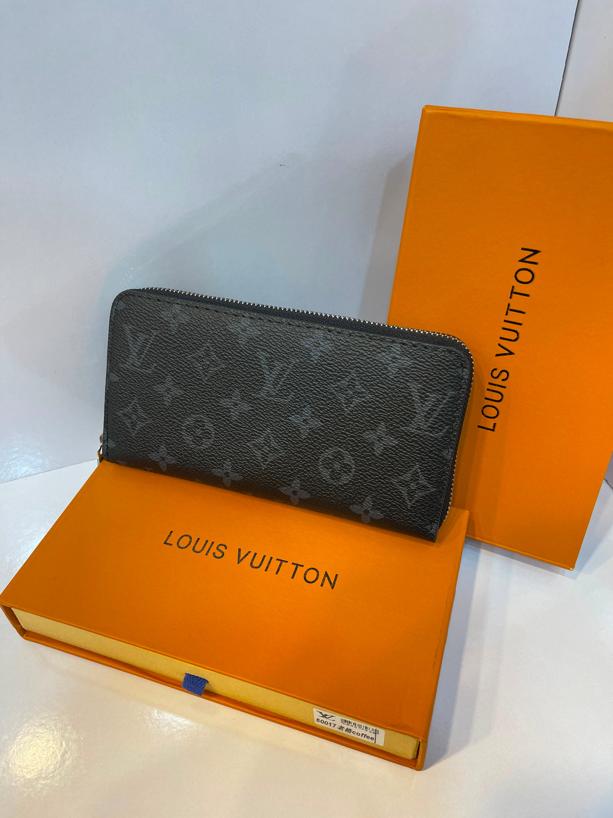 Louis Vuitton Zippy Wallet