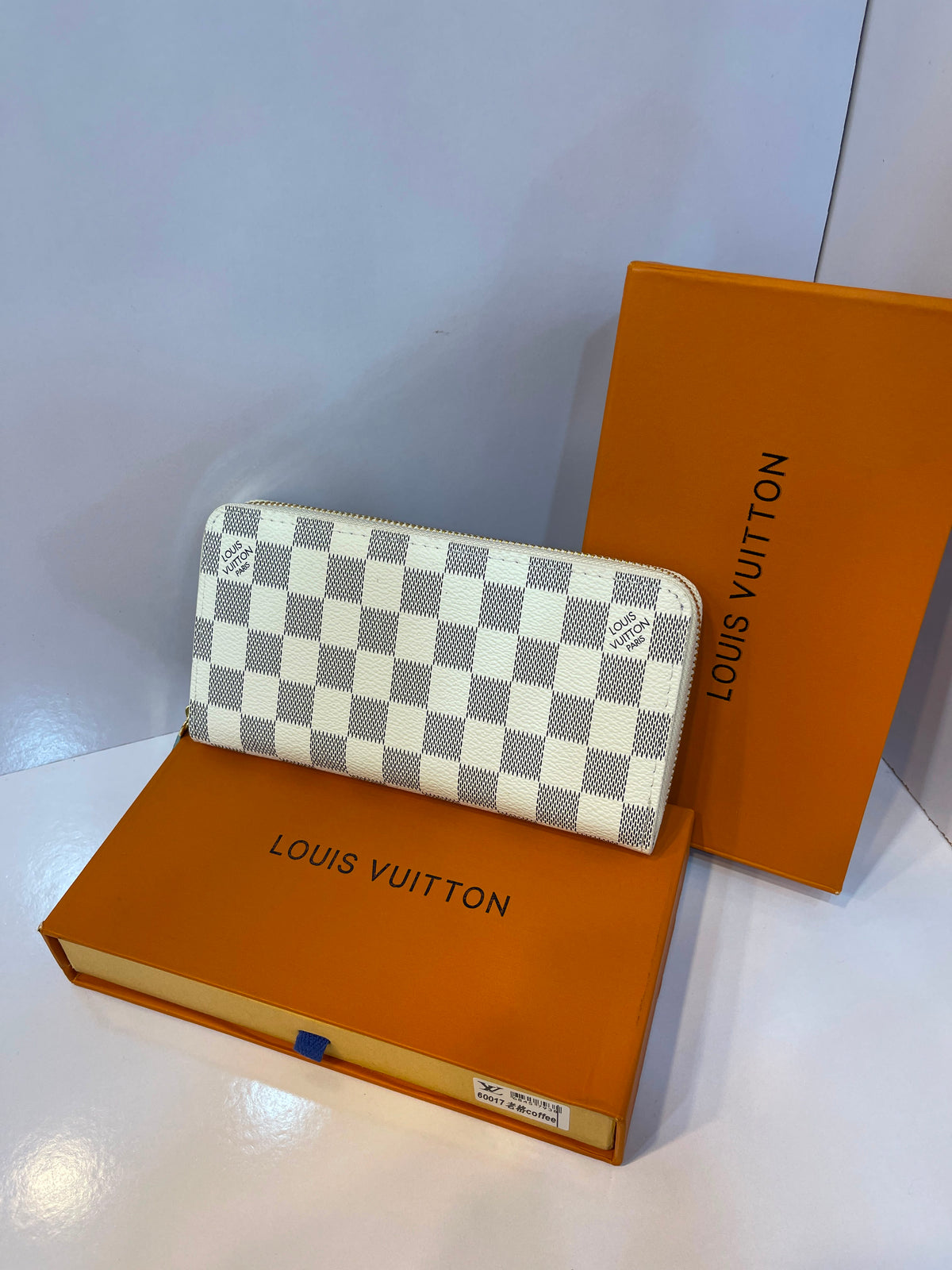 Louis Vuitton Zippy Wallet
