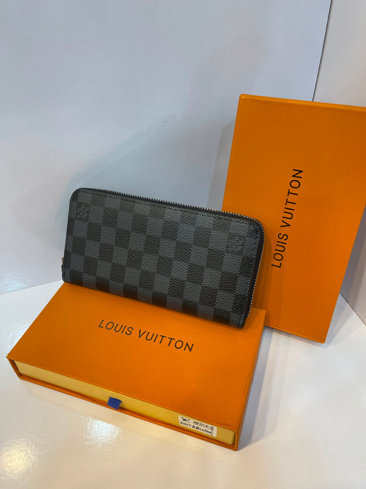 Louis Vuitton Zippy Wallet