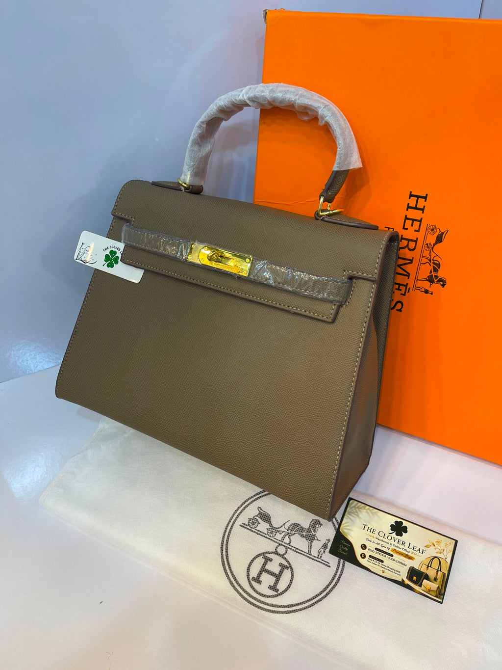 Hermès Kelly 25 Bag - Gold Epsom Leather & Gold Hardware