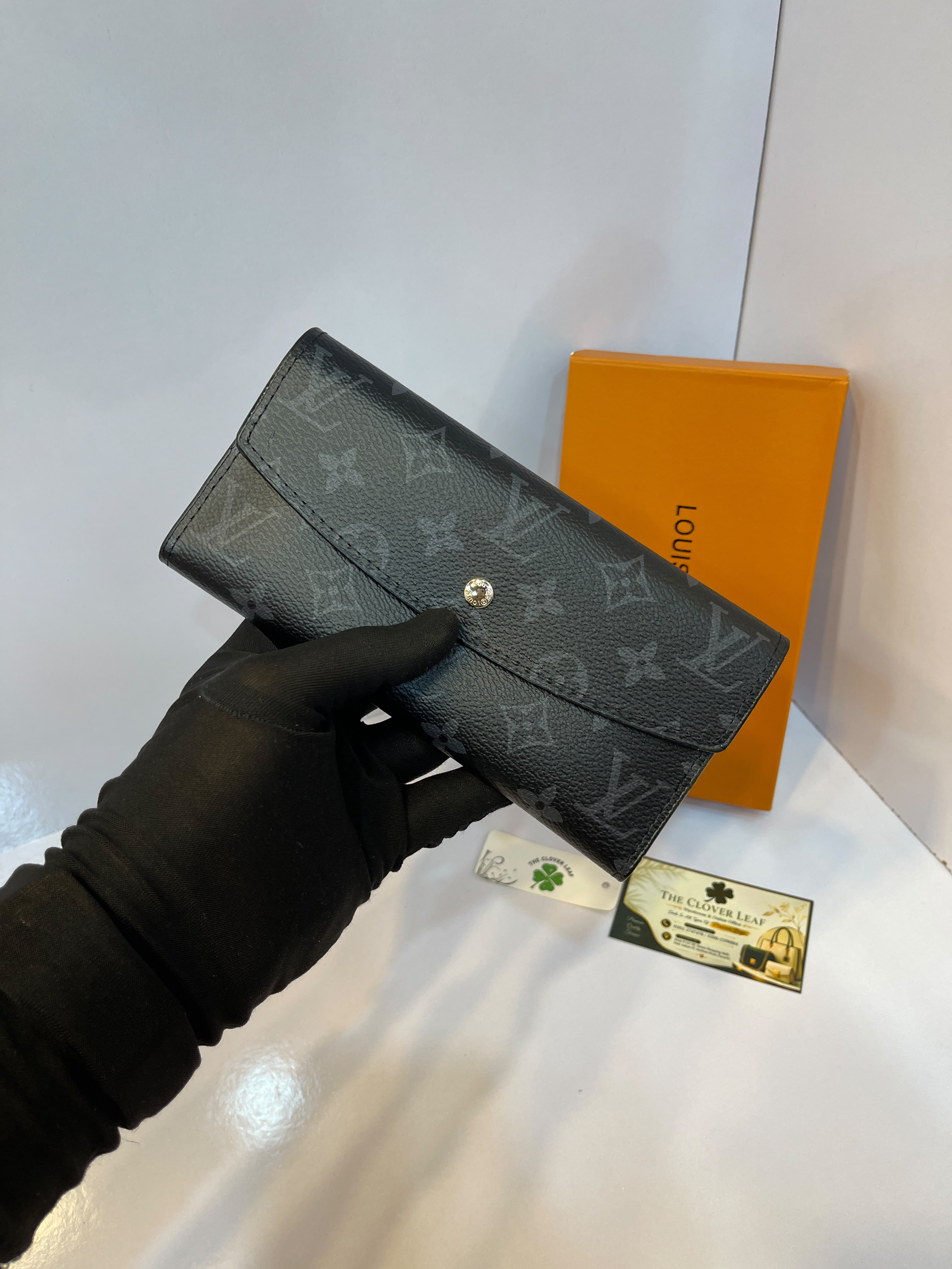 Louis Vuitton Sarah Wallet in Damier Ebène Canvas