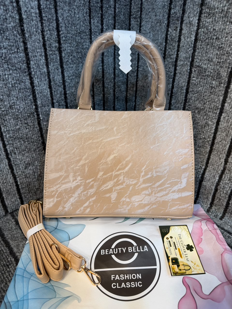 Beauty Bella Classic Tote