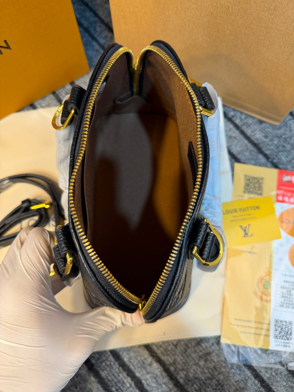 Neo Alma BB Monogram Bag