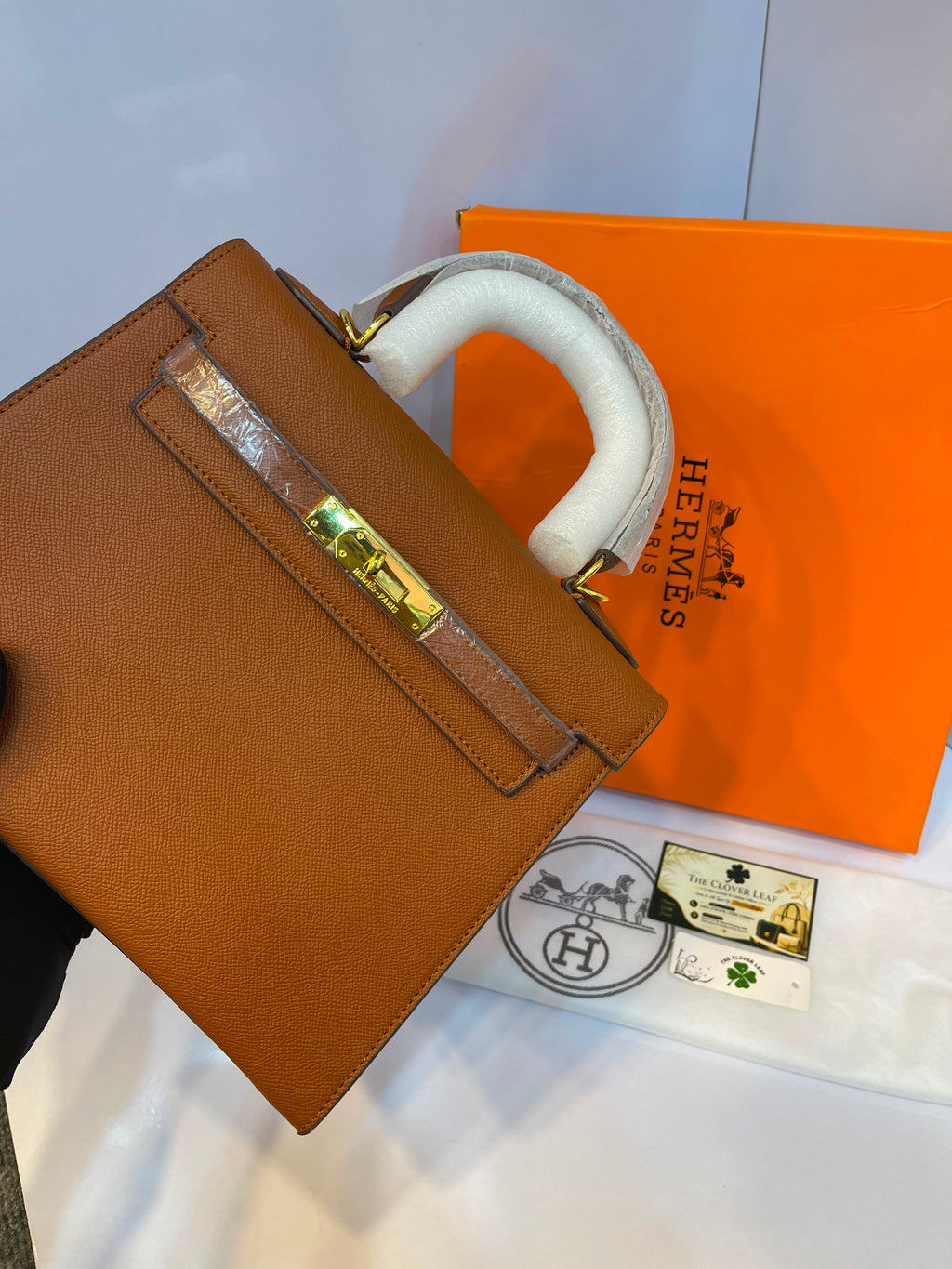 Hermès Kelly 25 Bag - Gold Epsom Leather & Gold Hardware