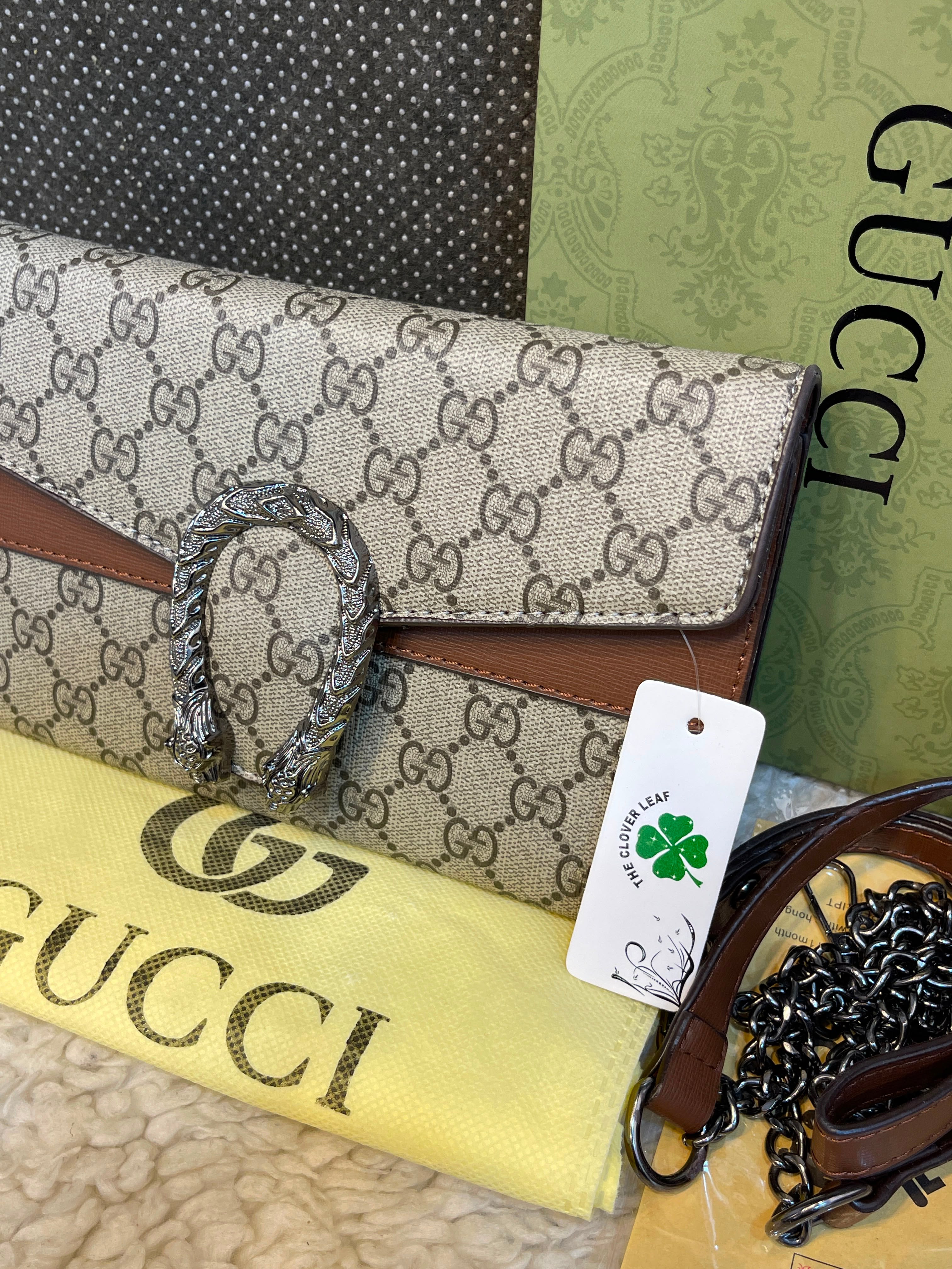 Gucci Dionysus GG Supreme Chain Bag