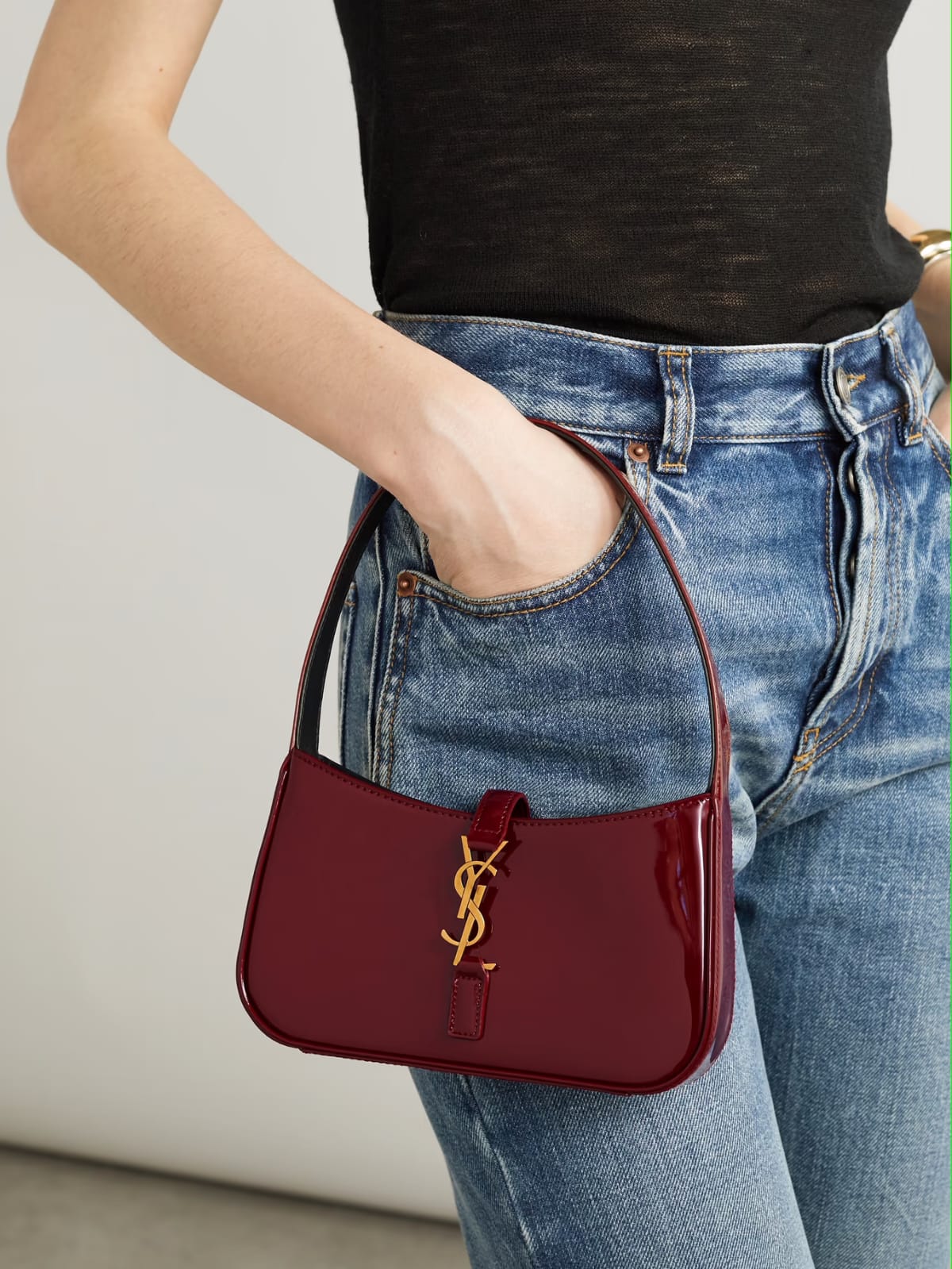 YSL 5 à 7 Shoulder Bag