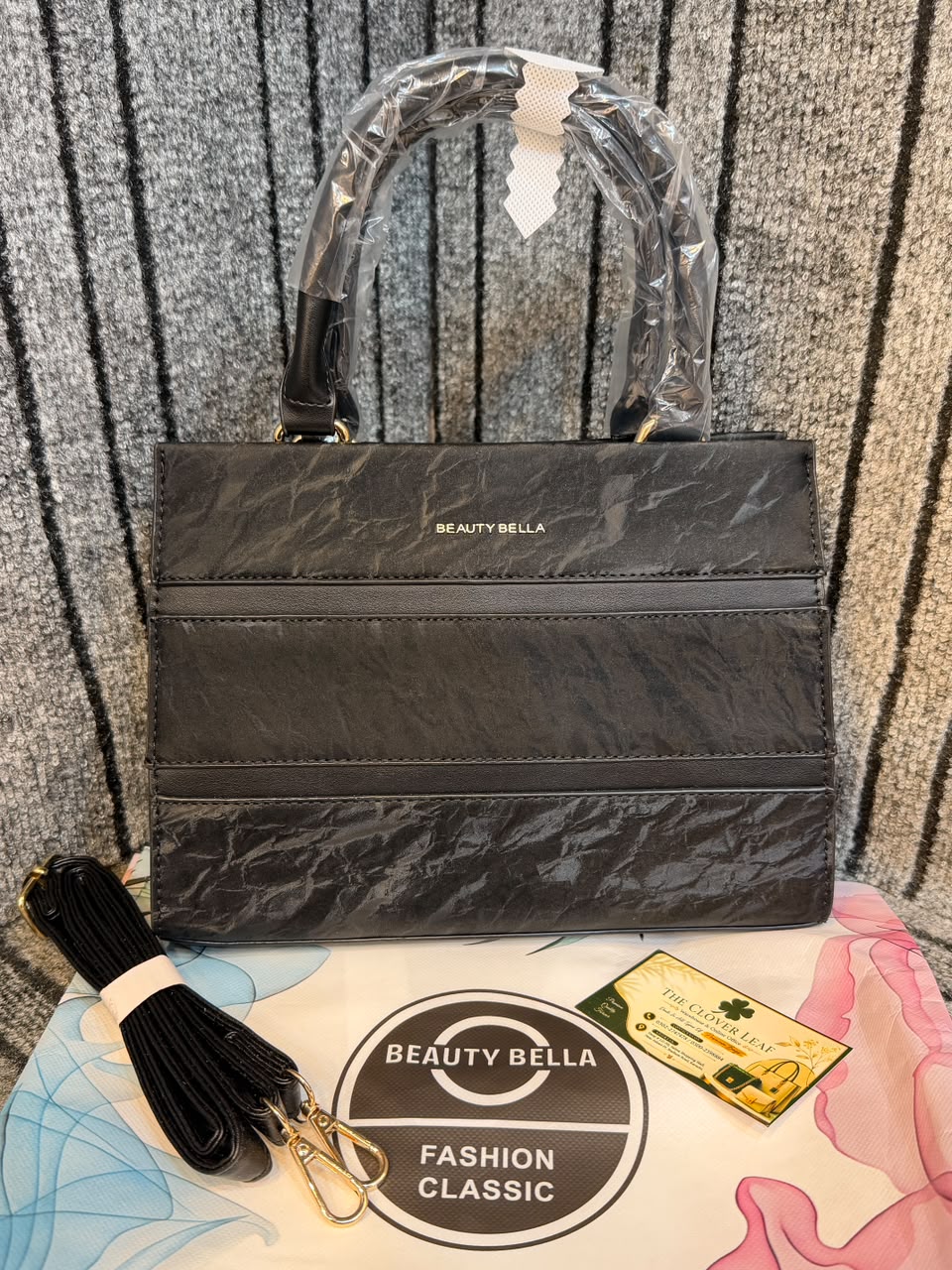 Beauty Bella Classic Tote
