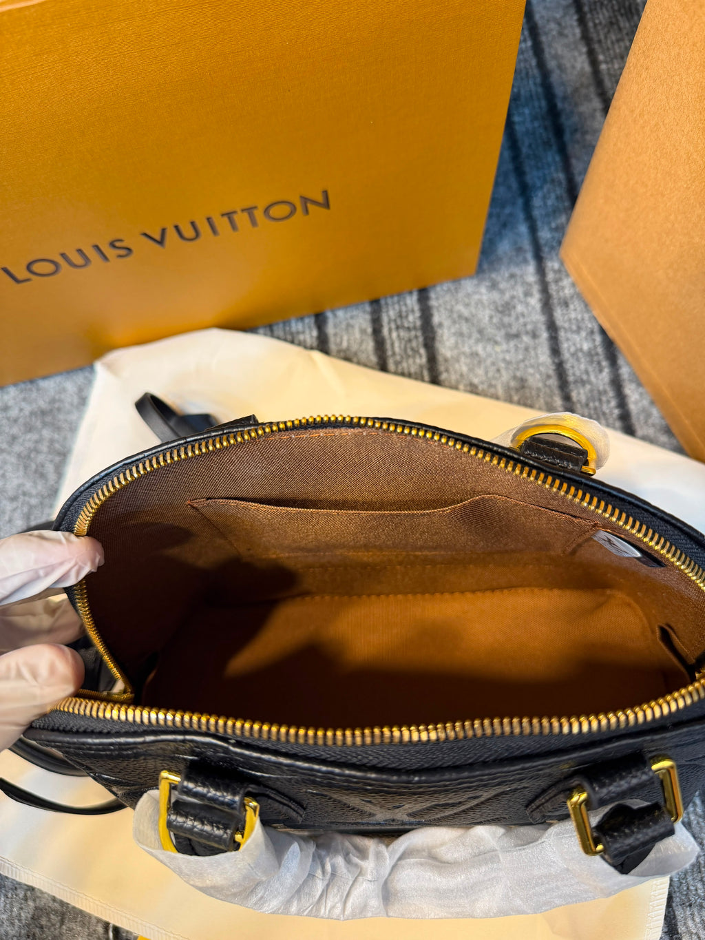 Neo Alma BB Monogram Bag